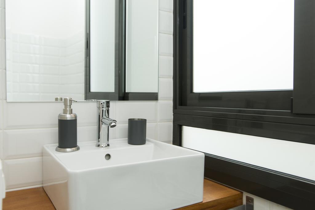 Apartments Barcelona Sagrada Стая снимка