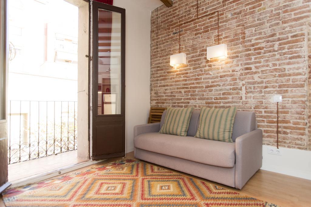 Apartments Barcelona Sagrada Стая снимка