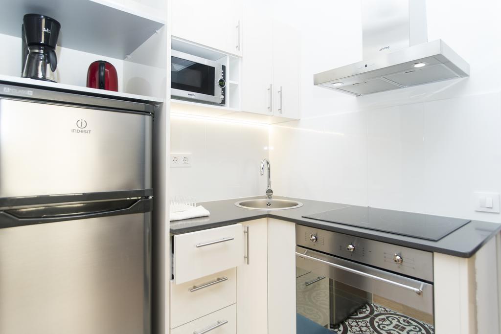 Apartments Barcelona Sagrada Стая снимка