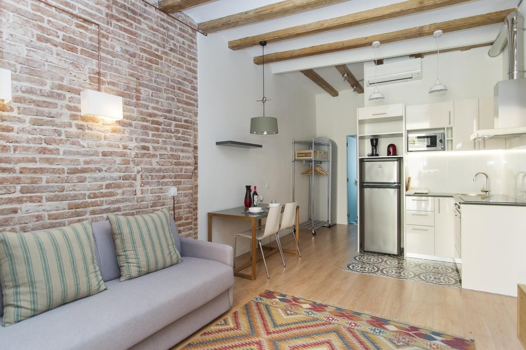 Apartments Barcelona Sagrada Стая снимка