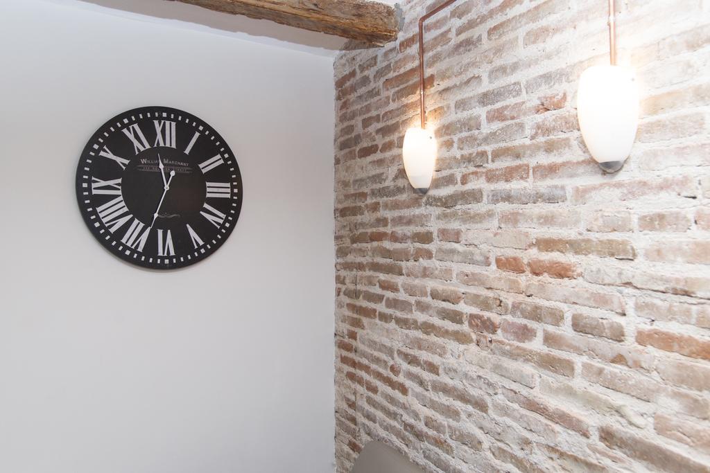 Apartments Barcelona Sagrada Екстериор снимка