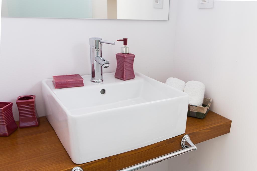 Apartments Barcelona Sagrada Стая снимка